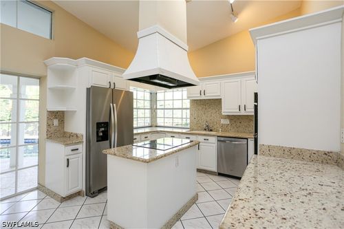 1040 Moon Lake Dr, NAPLES, FL, 34104-6600 | Card Image