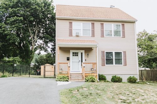 23 Hall St, Brockton, MA, 02302-3414 | Card Image