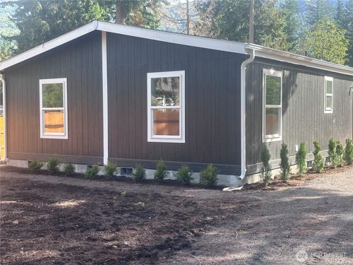 6257 Azure Way, Maple Falls, WA, 98266-8210 | Card Image