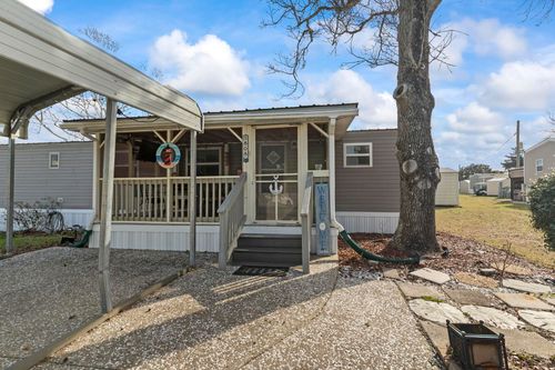 808 Waterway Dr, North Myrtle Beach, SC, 29582-2874 | Card Image