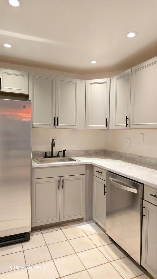 apt-f110-3111 Oakland Shores Dr, Oakland Park, FL, 33309-5664 | Card Image