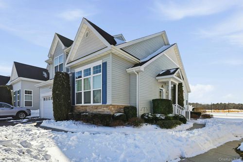 146 Augusta Dr, Medford, NY, 11763-2401 | Card Image