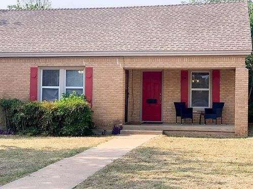 618 College Dr, Abilene, TX, 79601-3743 | Card Image