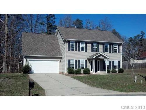 400 Antlers Ct, Gastonia, NC, 28052-4629 | Card Image