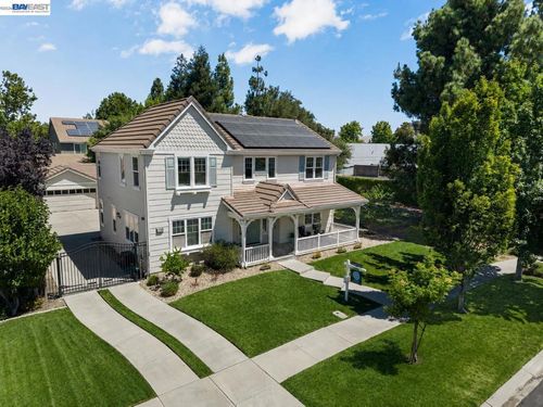 5698 Carnegie Way, Livermore, CA, 94550-7102 | Card Image