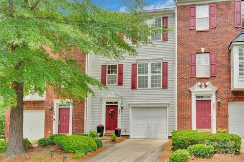 864 Tiger Ln, Charlotte, NC, 28262-1124 | Card Image