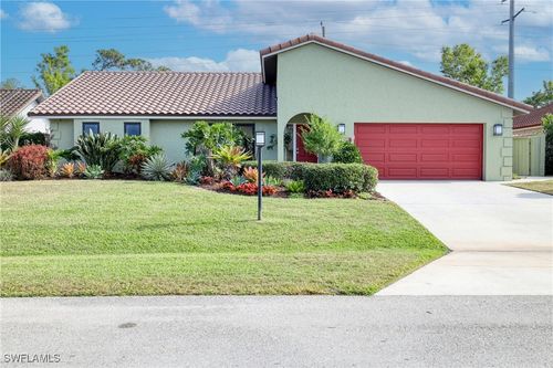 27481 Pelican Ridge Circle, BONITA SPRINGS, FL, 34135 | Card Image