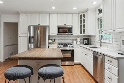 4379 Tree Haven Dr Ne, Atlanta, GA, 30342-3423 | Card Image