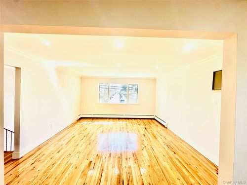 495 Kimball Ave, Yonkers, NY, 10704-2365 | Card Image