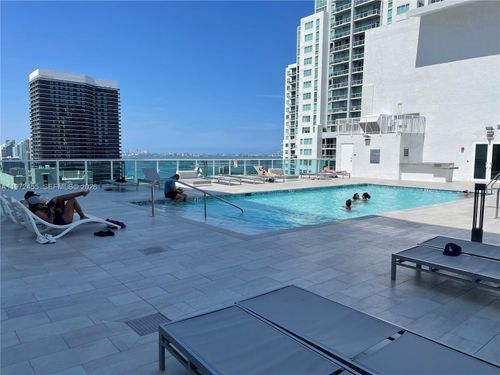 1007-133 Ne 2nd Ave, Miami, FL, 33132-2910 | Card Image