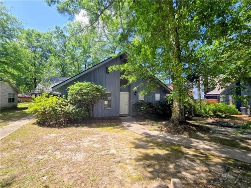 214 Pear St, Covington, LA, 70433-6241 | Card Image