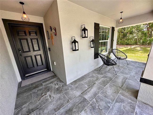 Porch | Image 5