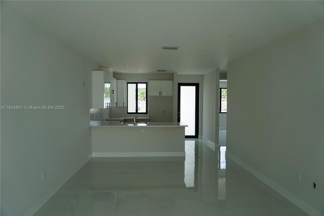 12387 Sw 220 Th St, Townhouse with 3 bedrooms, 2 bathrooms and null parking in Miami FL | Image 5