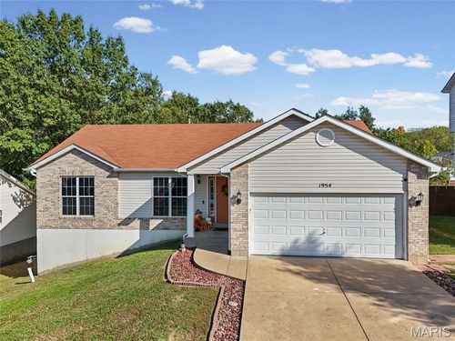 1954 Mckinley Range, Festus, MO, 63028-2379 | Card Image