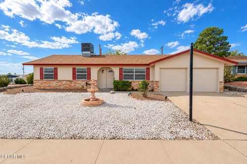 301 Rio Tinto Dr, El Paso, TX, 79912-3007 | Card Image