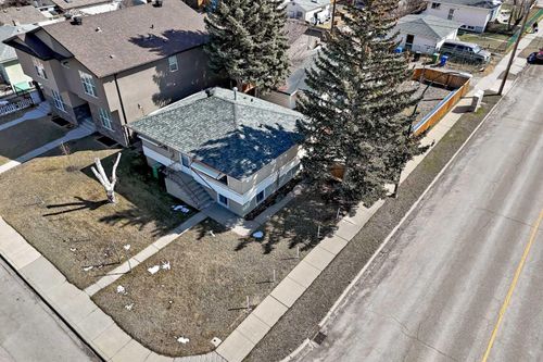 7448 21 Street Se, Calgary, AB, T2C0V3 | Card Image