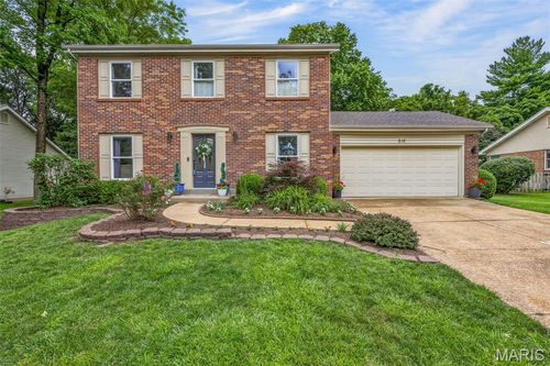 218 Aspen Village Dr, Ellisville, MO, 63021-4722 | Card Image