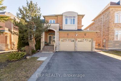 11 Cairnburg Dr, House other with 4 bedrooms, 5 bathrooms and 7 parking in Brampton ON | Image 1