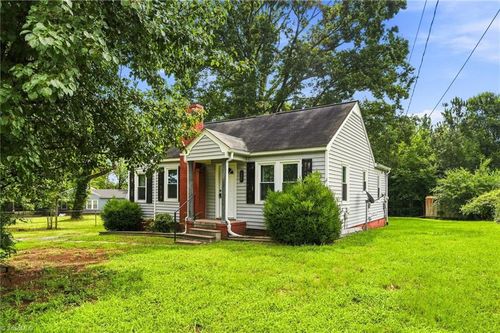 238 Underwood St, Asheboro, NC, 27203-3749 | Card Image