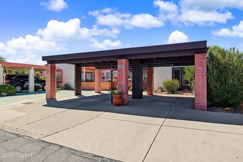 249 N Paseo De Los Conquistadores, Green Valley, AZ, 85614-3136 | Card Image