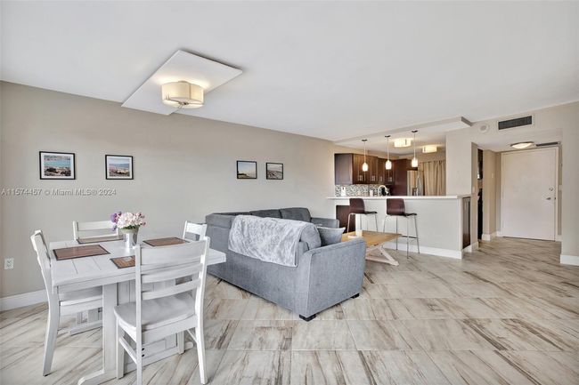 APT-5D - 3000 E Sunrise Blvd, Condo with 1 bedrooms, 2 bathrooms and null parking in Fort Lauderdale FL | Image 14