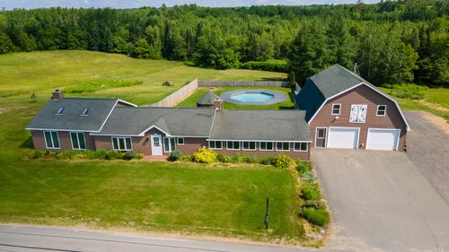 178 Potter Road, Hudson, ME, 04449 | Card Image
