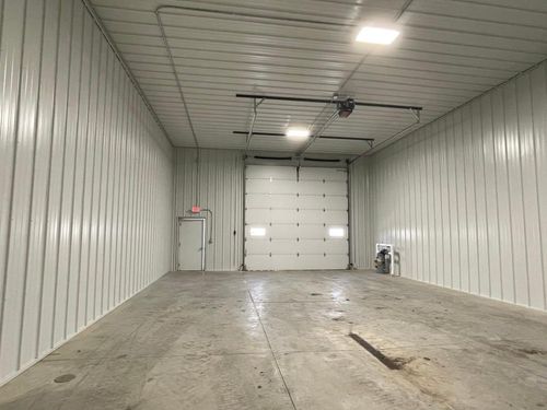 m-2519 12th Ave S, Moorhead, MN, 56560-3812 | Card Image
