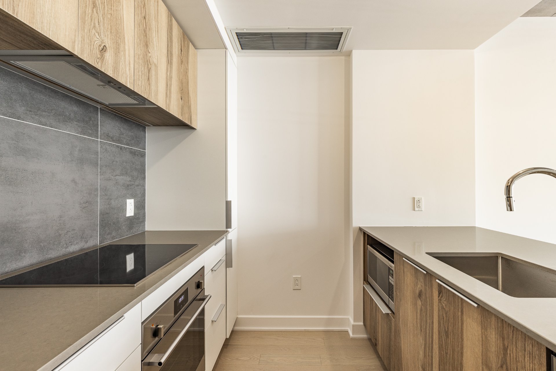 Residential in Brossard 5