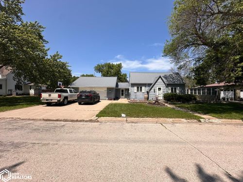 909 7th Ave N, Humboldt, IA, 50548-1322 | Card Image