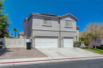 8904 Wind Warrior Avenue, House other with 4 bedrooms, 2 bathrooms and null parking in Las Vegas NV | Image 2