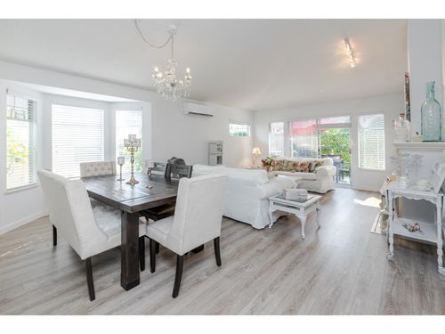 83-21138 88 Ave, Langley, BC, V1M2G7 | Card Image