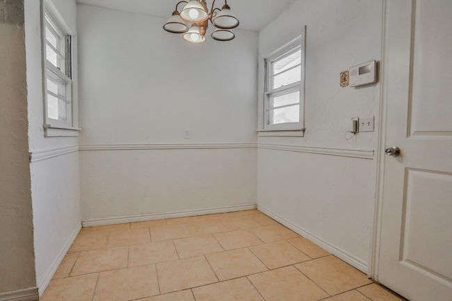 1210 Xenia St, House other with 3 bedrooms, 2 bathrooms and null parking in Plainview TX | Image 15
