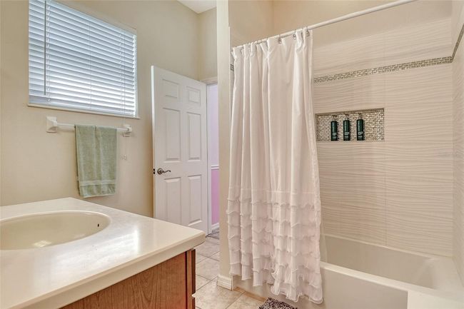 12358 Lavender Loop, House other with 4 bedrooms, 3 bathrooms and null parking in BRADENTON FL | Image 21