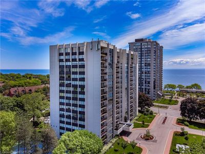 PH6 - 2175 Marine Dr, House attached with 2 bedrooms, 2 bathrooms and 1 parking in Oakville ON | Image 3