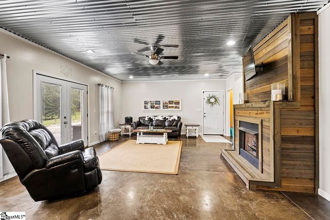 408 Miller Rd, House other with 5 bedrooms, 3 bathrooms and 2 parking in Hodges SC | Image 18