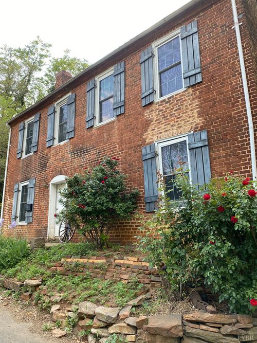 911 6th St, Lynchburg, VA, 24504-2838 | Card Image