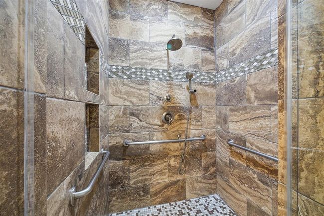 1640 Windsong Way, House other with 3 bedrooms, 5 bathrooms and 2 parking in Tiki Island TX | Image 21