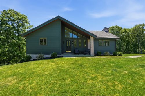 2420 Thomas Dr, Allison Park, PA, 15101-2135 | Card Image