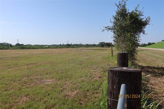 1046 Railhead Rd, Home with 0 bedrooms, 0 bathrooms and null parking in Columbus TX | Image 6