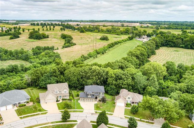 View of rural area featuring abundant farmland | Image 60