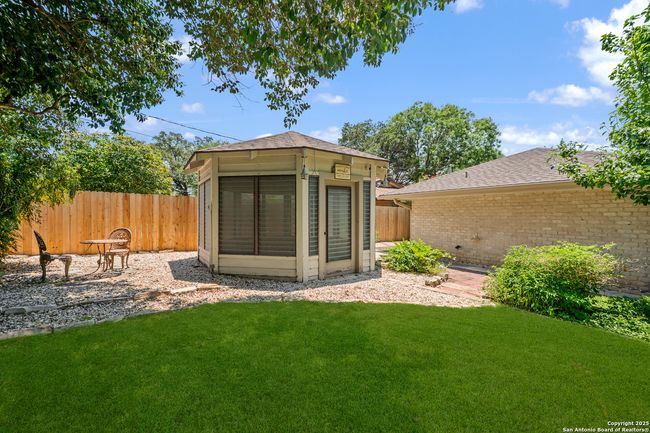 425 Crestwind Dr, House other with 3 bedrooms, 3 bathrooms and null parking in Windcrest TX | Image 38