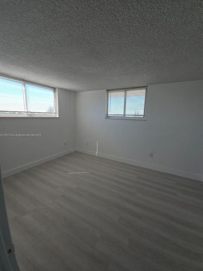 APT-505 - 8101 Crespi Blvd, Condo with 1 bedrooms, 2 bathrooms and null parking in Miami Beach FL | Image 8