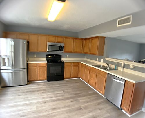 124 Wolverine Ct, Smyrna, TN, 37167-6814 | Card Image
