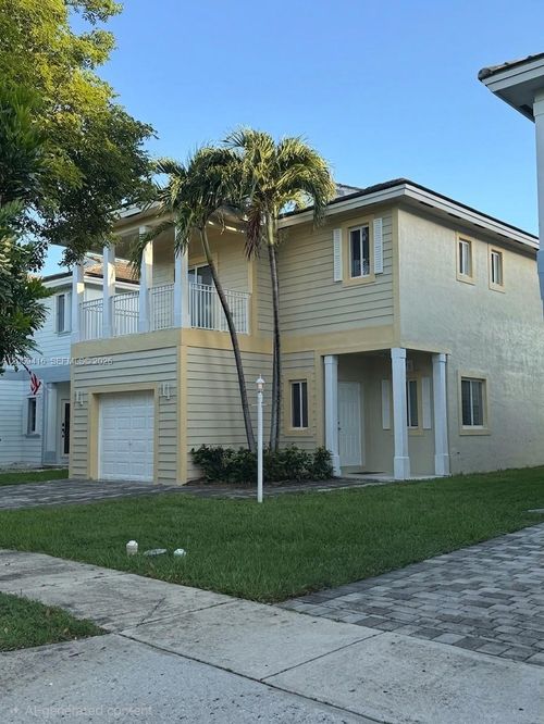 3175 Ne 4th St, Homestead, FL, 33033-7199 | Card Image
