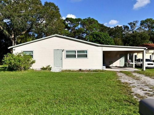 2224 N 53rd St, Fort Pierce, FL, 34946-1077 | Card Image