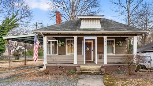 1407 S Josephine Boyd St, Greensboro, NC, 27403-3402 | Card Image