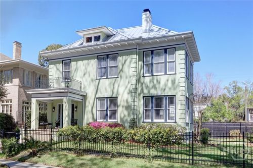 132 E 45th St, savannah, GA, 31405-2115 | Card Image