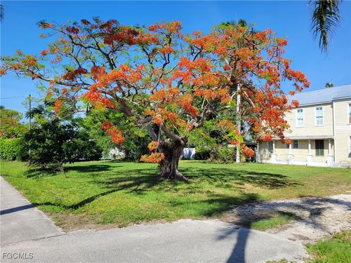 12430 Mcgregor Blvd, Fort Myers, FL, 33919-3144 | Card Image