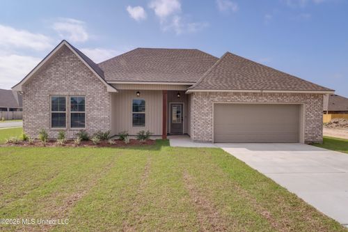 12 Red Oak Dr, Long Beach, MS, 39560-5653 | Card Image