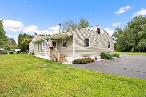 617 Old Colchester Rd, Salem, CT, 06420-3706 | Card Image